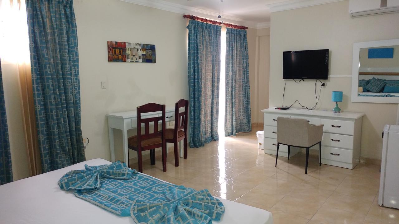 Hotel & Restaurante Flamboyan Higuey Екстер'єр фото